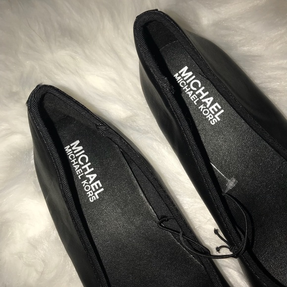 NWT Michael Kors Flats Size 5 - Picture 3 of 4